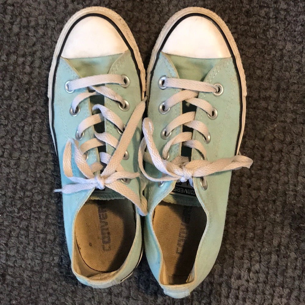 Converse - Picture 2 of 4